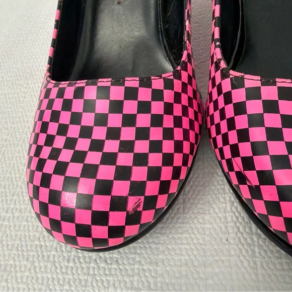 TUK Pink Black Checkered Heels Size 7 - Picture 4 of 12